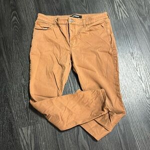 🍍EXPRESS RUST COLOR JEANS 🍍SZ 12R🍍27” inseam🍍